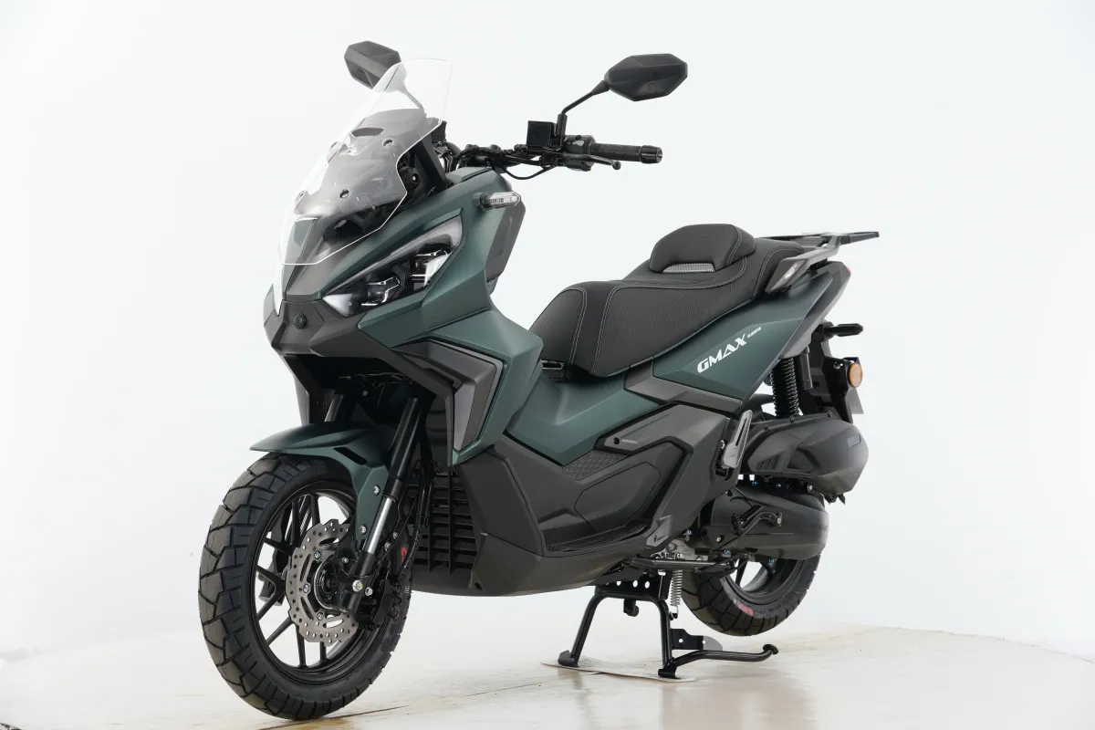 Скутер Gladiator GMAX